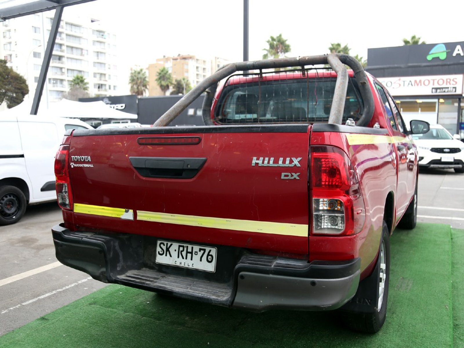 TOYOTA HILUX 2.4 DX 4x2 MT 2023 - Imagen 7 de 20