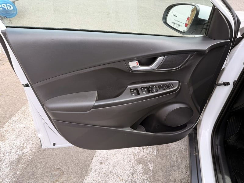 Hyundai KONA OS AUT 2023 - Imagen 10 de 20