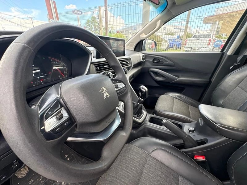 Peugeot LANDTREK 1.9 4X4 MT 2023 - Imagen 7 de 11