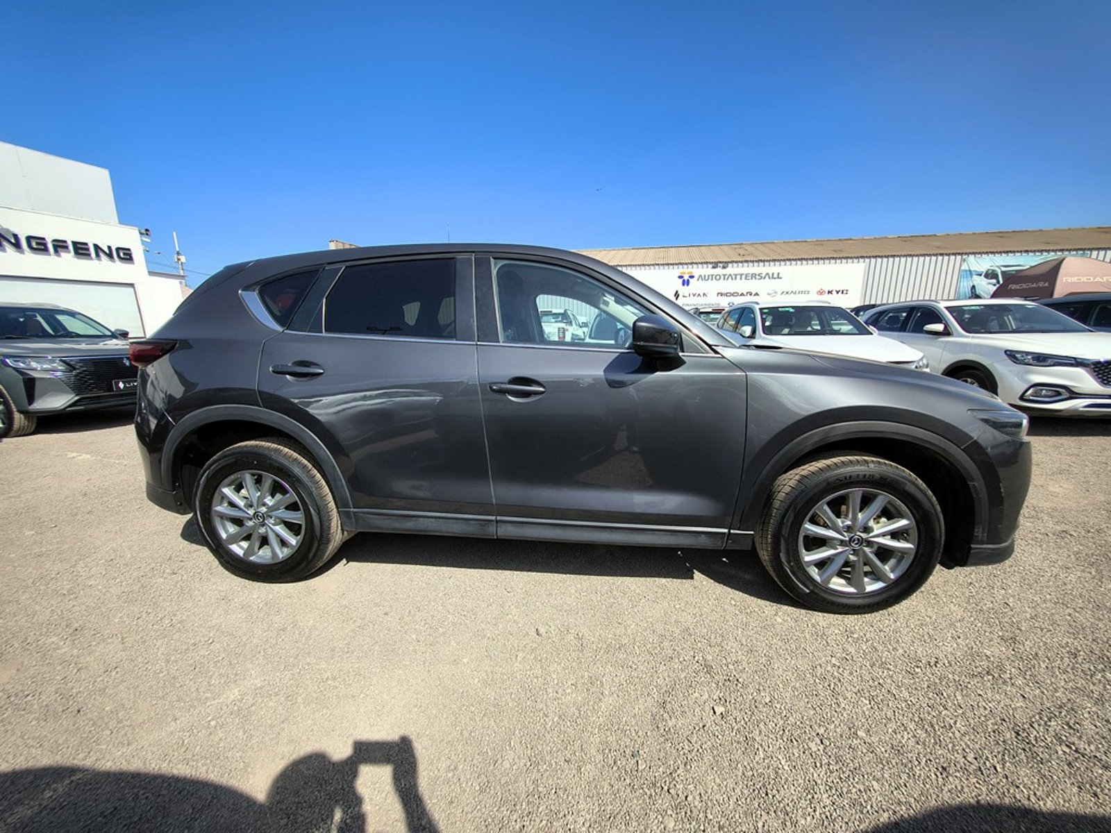 MAZDA CX-5 2.0 Gasolina 4x4 T/A 2024 - Imagen 4 de 18