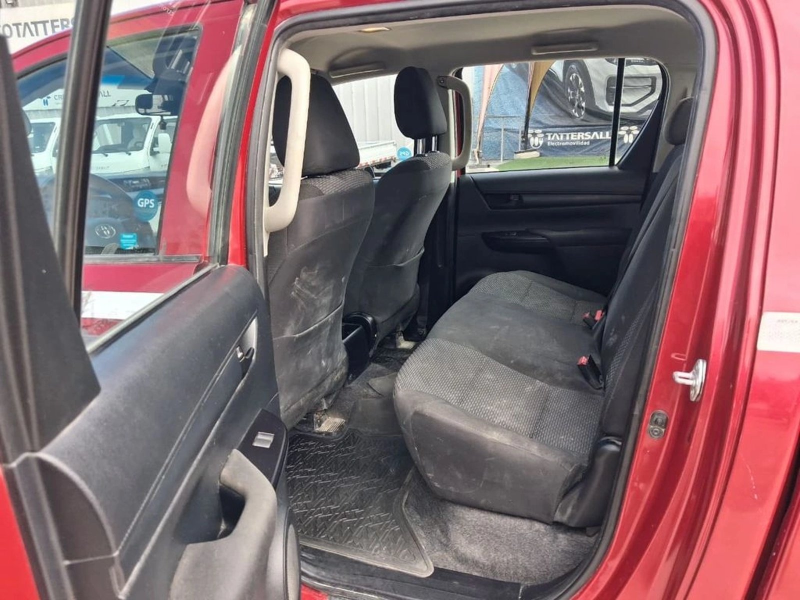 TOYOTA HILUX HILUX TSS 2.4 Diesel 4X2 T/M 2021 - Imagen 10 de 15