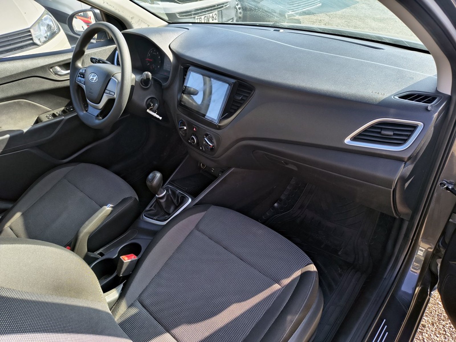 HYUNDAI ACCENT 1.4 HCI VALUE 2022 - Imagen 20 de 20