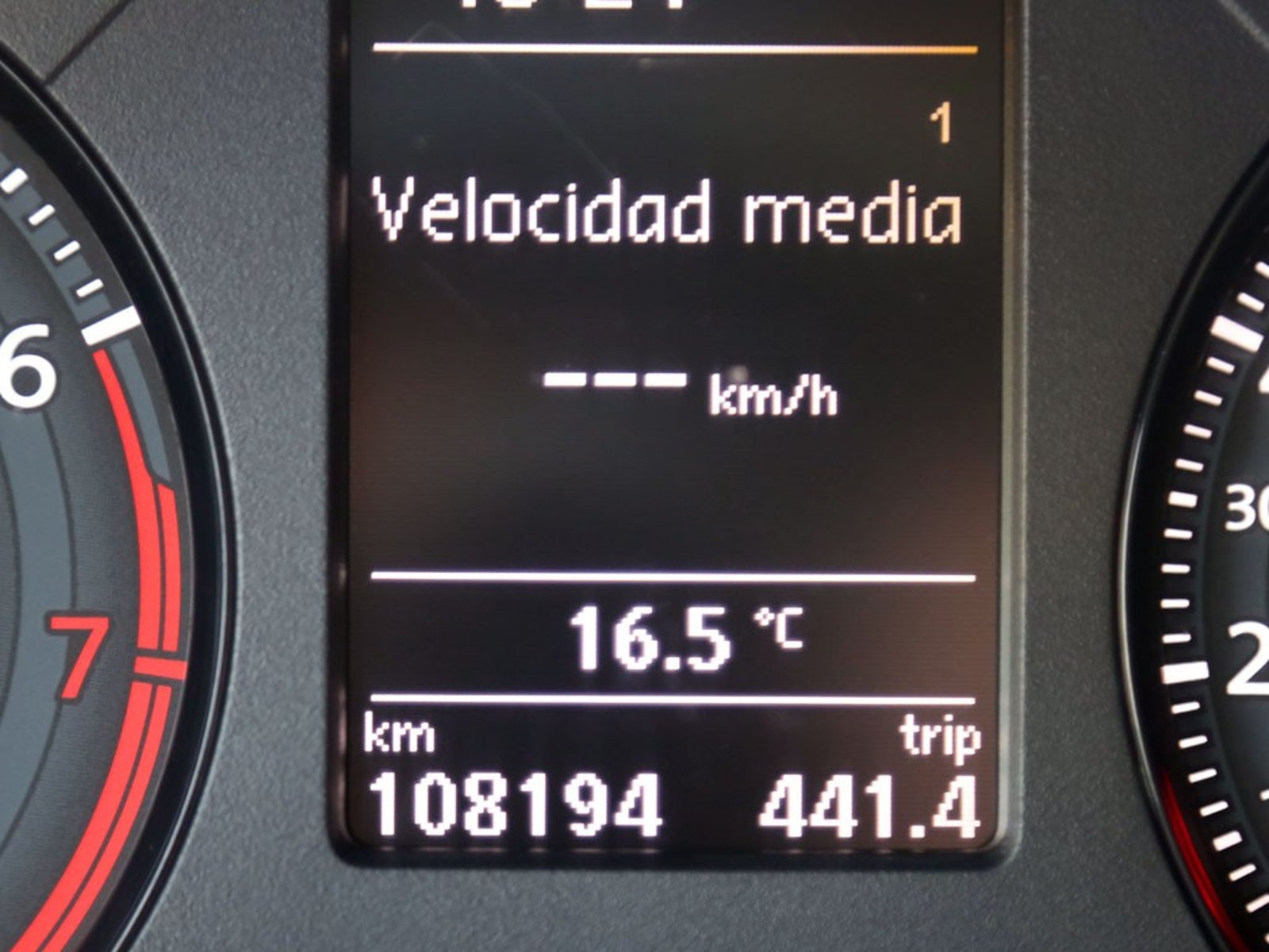 VOLKSWAGEN SAVEIRO CAB EXT 1.6 MT 2021 - Imagen 10 de 20