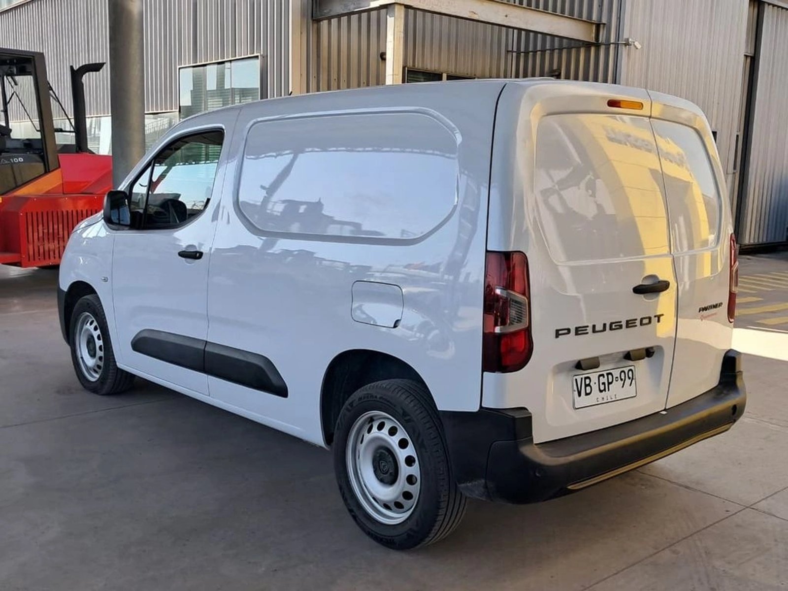 Peugeot PARTNER 1.5 L1 4X2 MT 2025 - Imagen 9 de 20