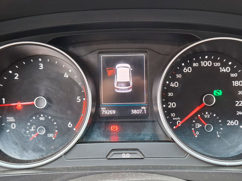Volkswagen TIGUAN COMFORTLINE 4MOTION AT DIESEL 7 PASAJEROS 2020 - Imagen 13 de 20