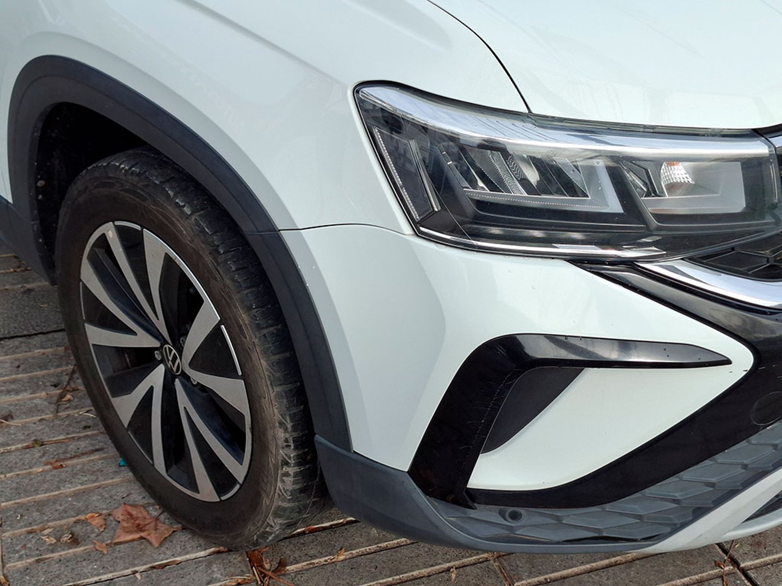 Volkswagen TAOS 1.4 TSI CONFORTLINE 2025 - Imagen 7 de 20