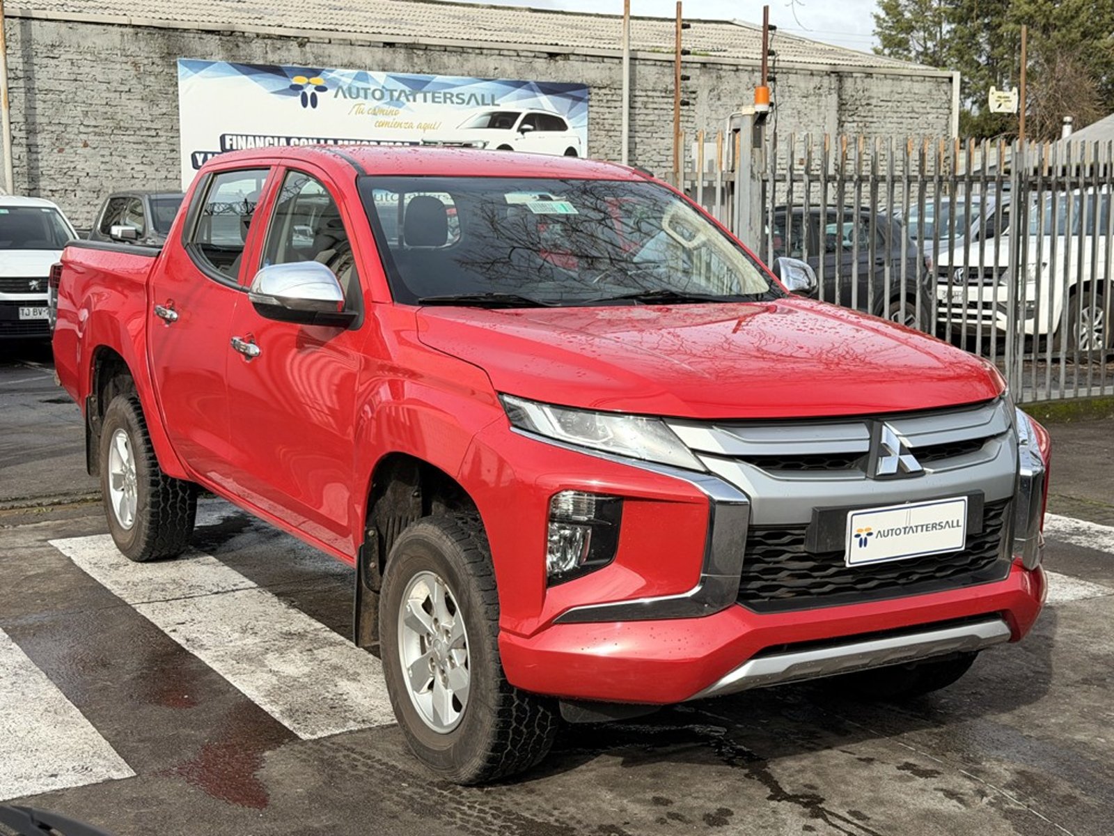 Mitsubishi L200 KATANA CRT 4X4 MT 2023 - Imagen 3 de 20