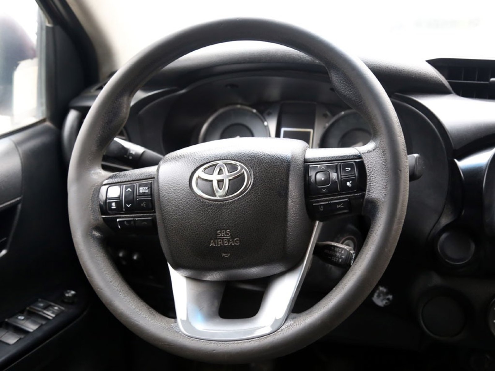 Toyota HILUX 2.4 DX MT DIESEL 2021 - Imagen 15 de 20
