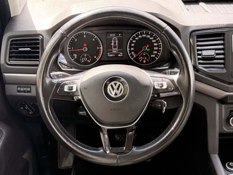 Volkswagen AMAROK 2.0 COMFORTLINE  4MOTION 2023 - Imagen 16 de 20