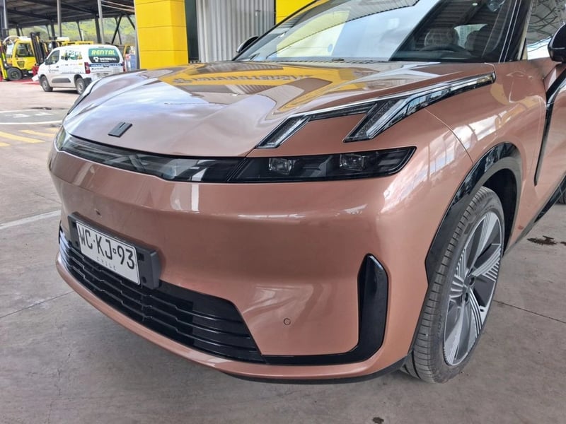 Lynk & Co 08 HALO 08 PHEV 1.5 AUT 4X2 2027 - Imagen 8 de 20