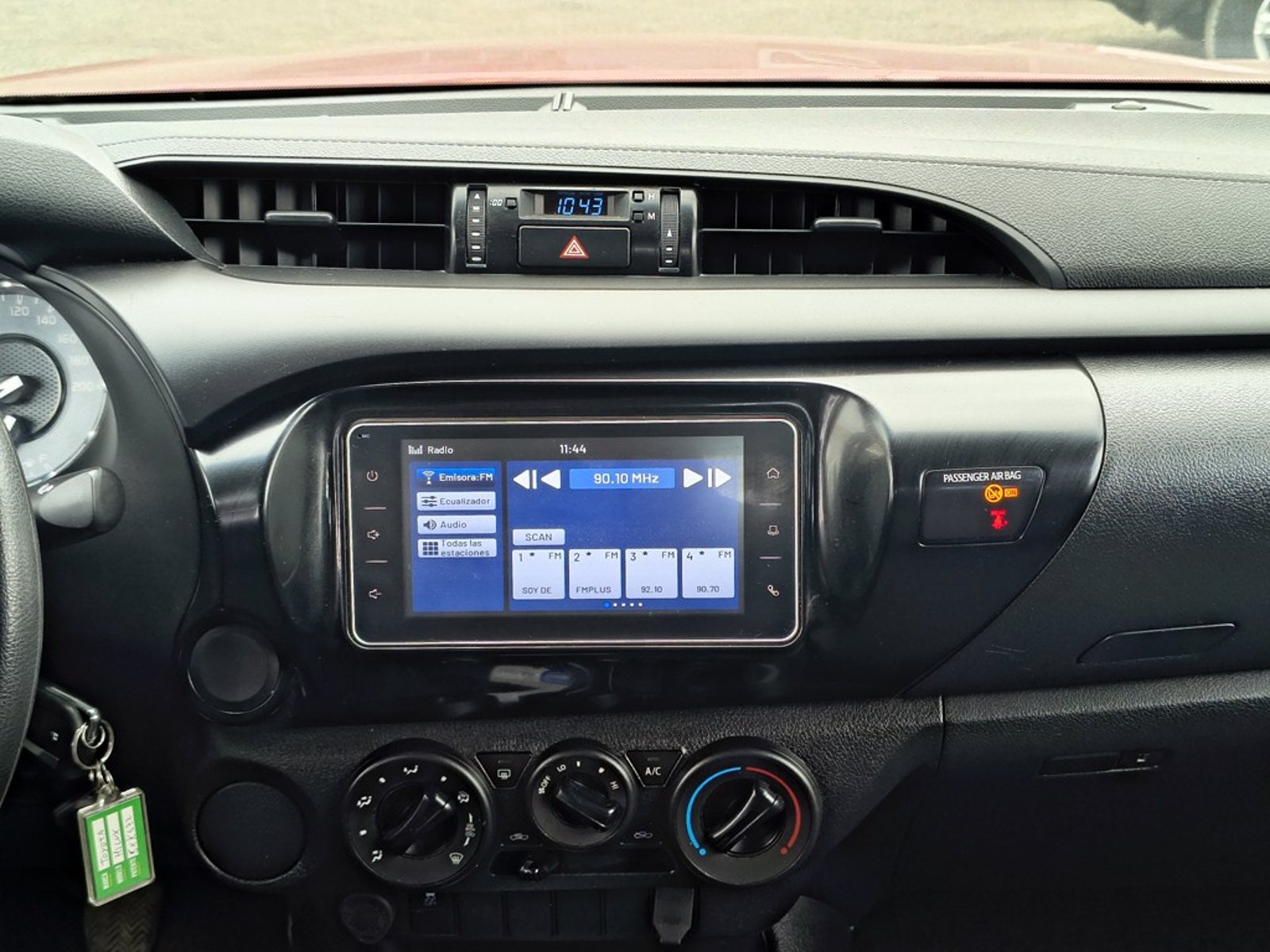 Toyota HILUX MT 2023 - Imagen 17 de 20