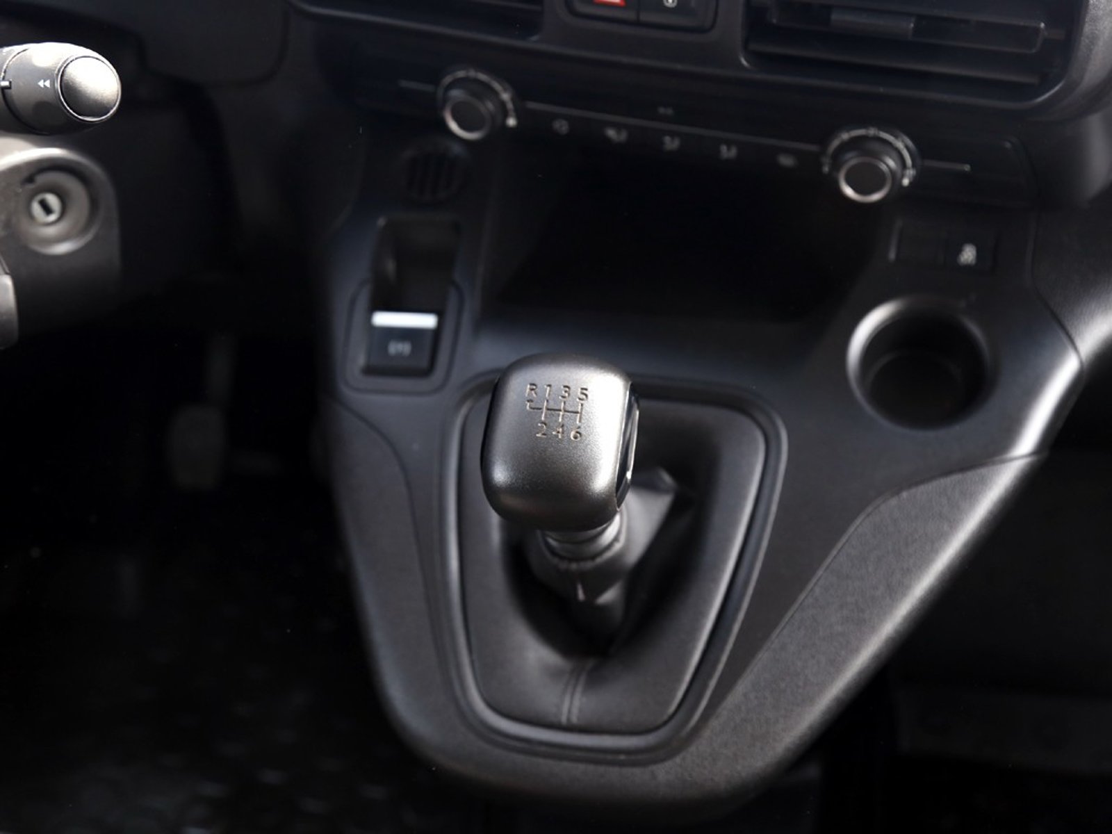Peugeot PARTNER 1.5 L1 HDI MT 2023 - Imagen 17 de 20