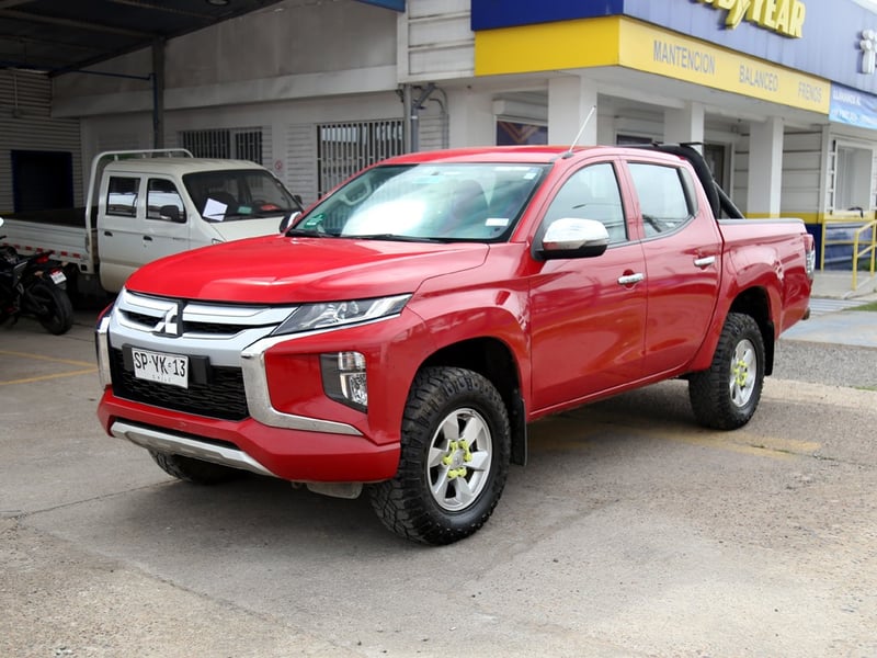 Mitsubishi L200 KATANA CRT 2023