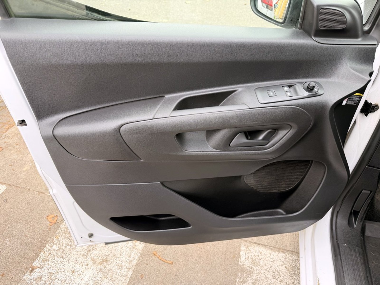 Peugeot PARTNER L1 BLUEHDI 2024 - Imagen 11 de 20