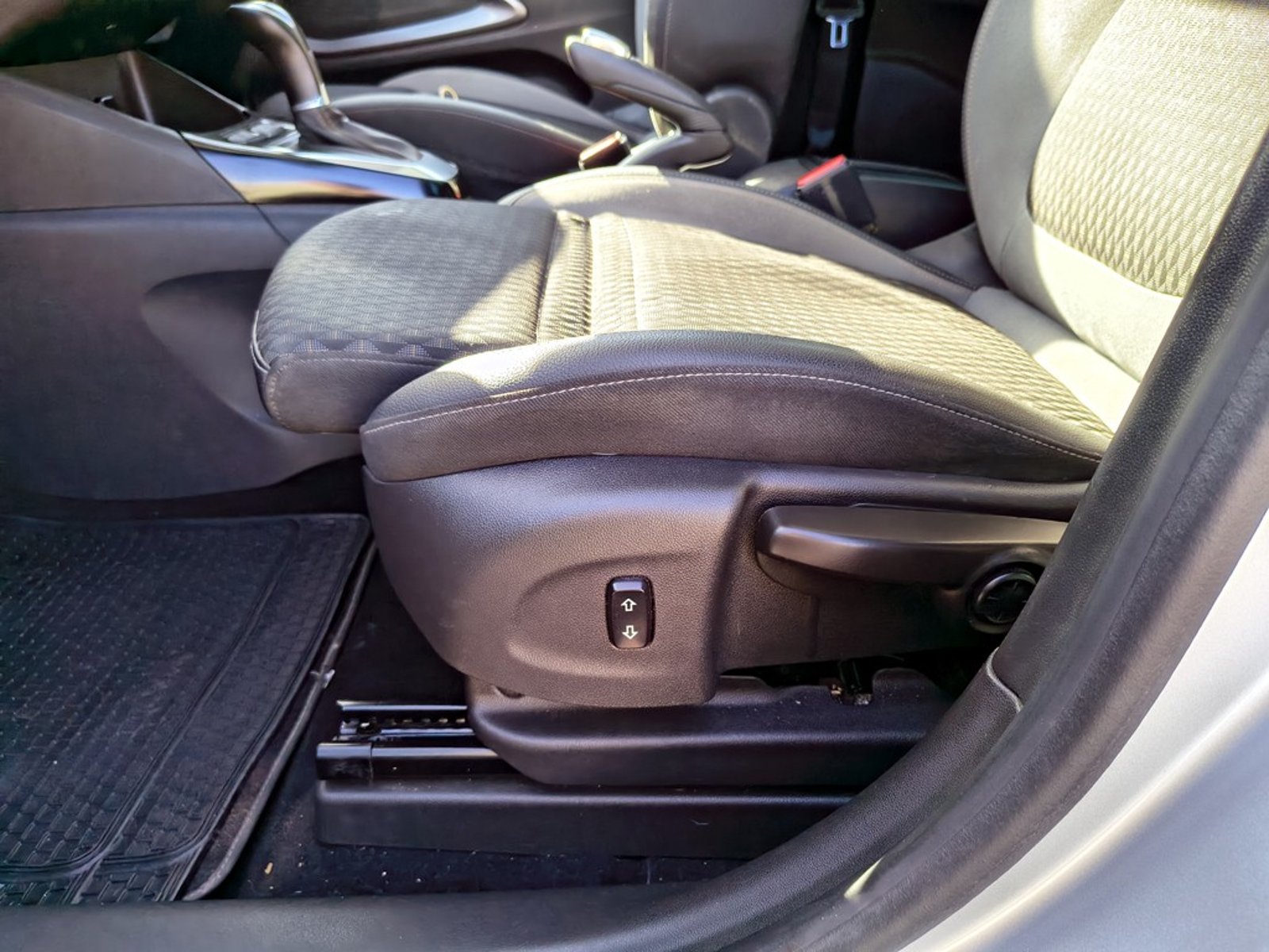 Opel CROSSLAND X AT 2019 - Imagen 9 de 20