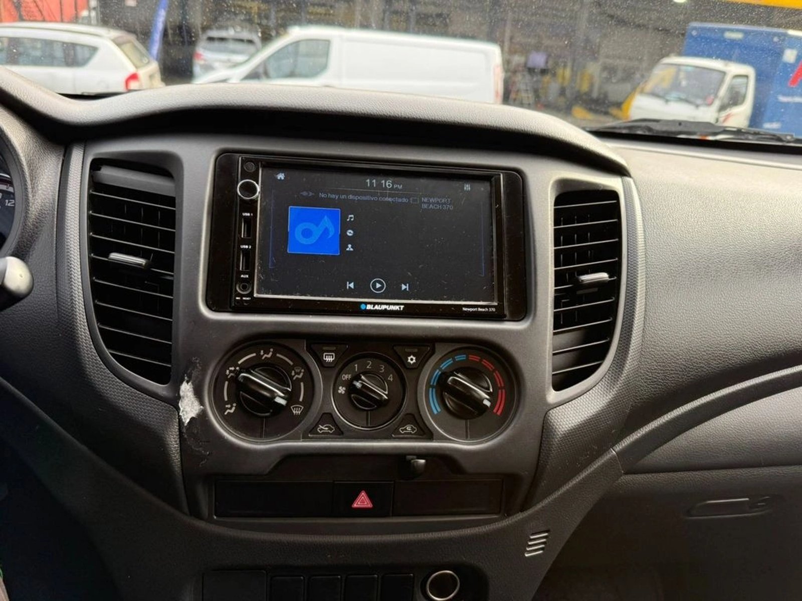 MITSUBISHI L200 2.4 KATANA CR DIESEL 4X2 MT 2023 - Imagen 14 de 14