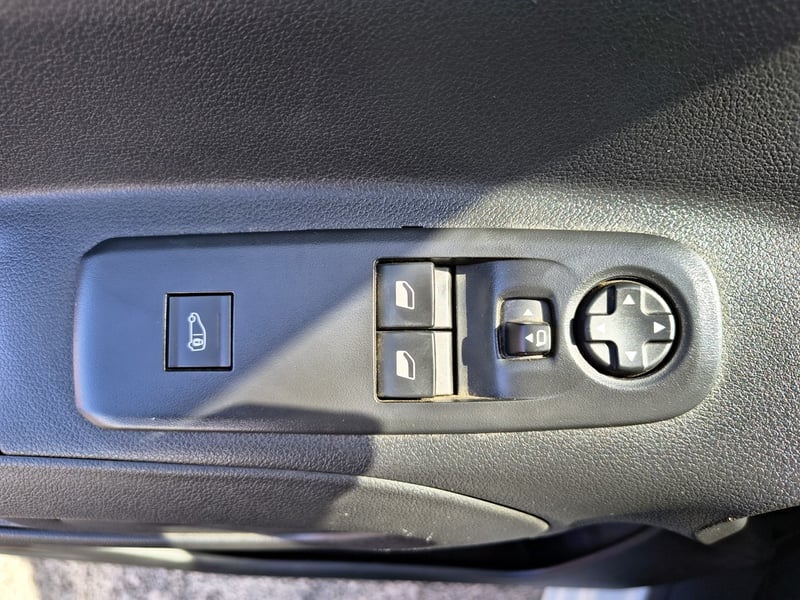 Peugeot PARTNER 1.6 L2 HDI 2022 - Imagen 7 de 17