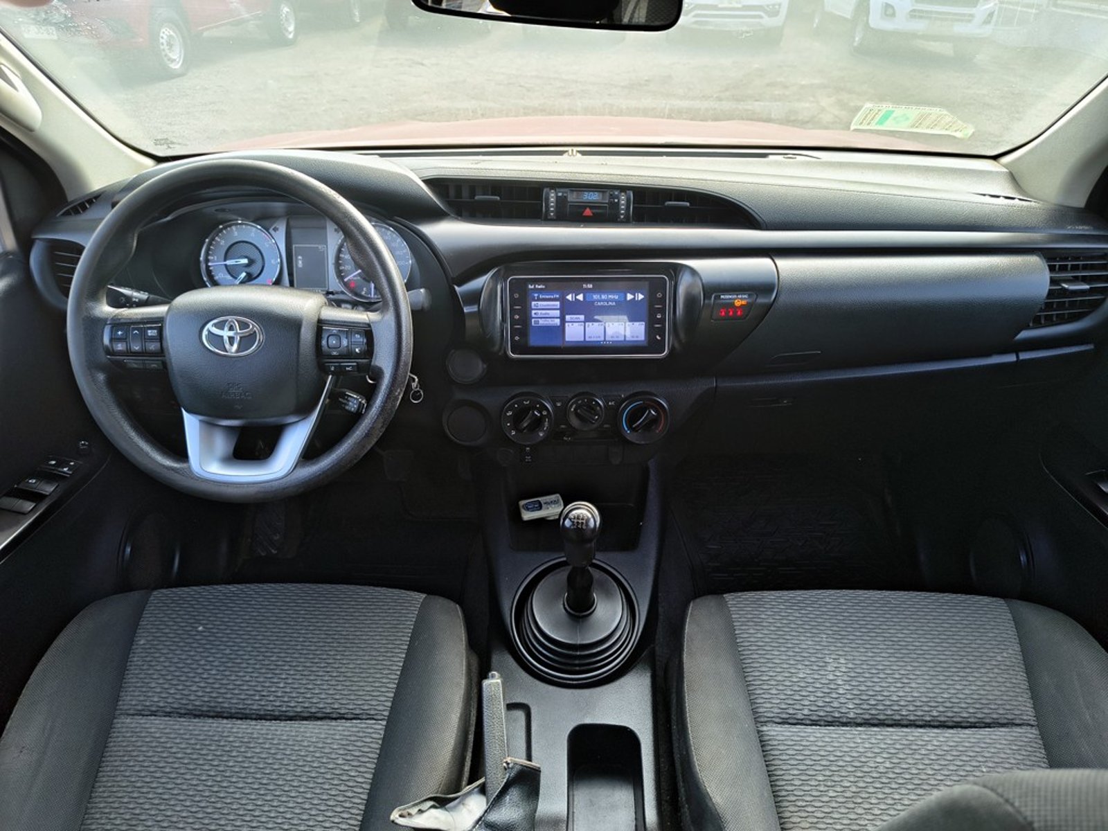 Toyota HILUX HILUX TSS 2.4 Diesel 4X2 T/M 2022 - Imagen 16 de 20
