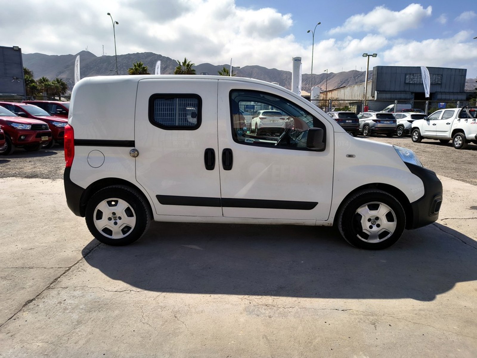 RAM V700 1.3 Gasolina 4x2 T/M 2022 - Imagen 4 de 13