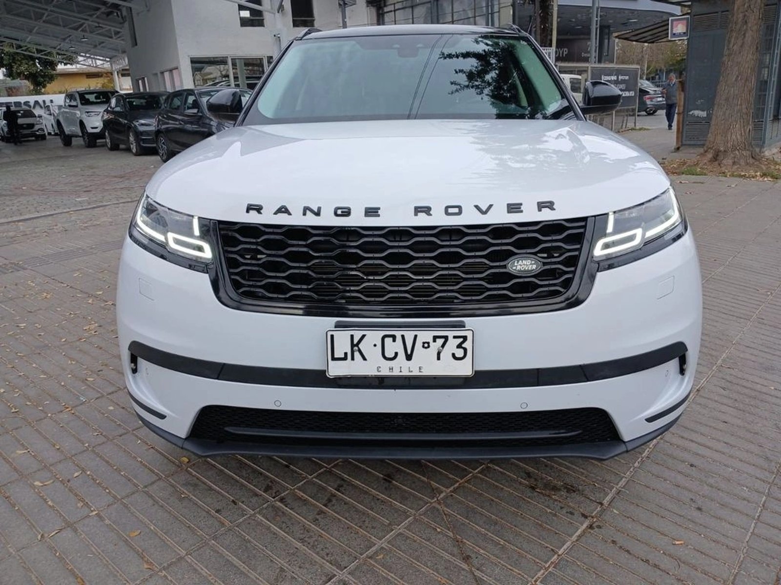 Land Rover RANGE ROVER VELAR Range Rover Velar P 250 S 2019 - Foto 2 de 19