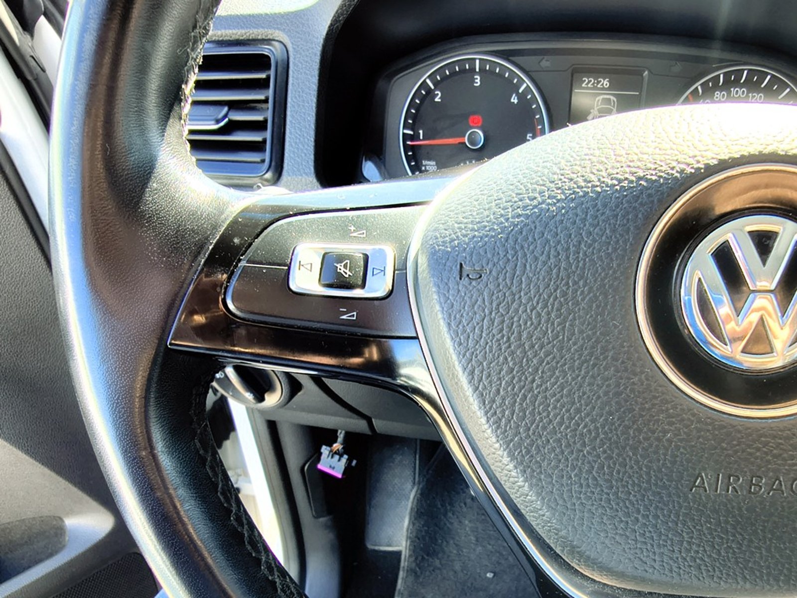 VOLKSWAGEN AMAROK 2.0 TRENDLINE 4X4 2023 - Imagen 13 de 20