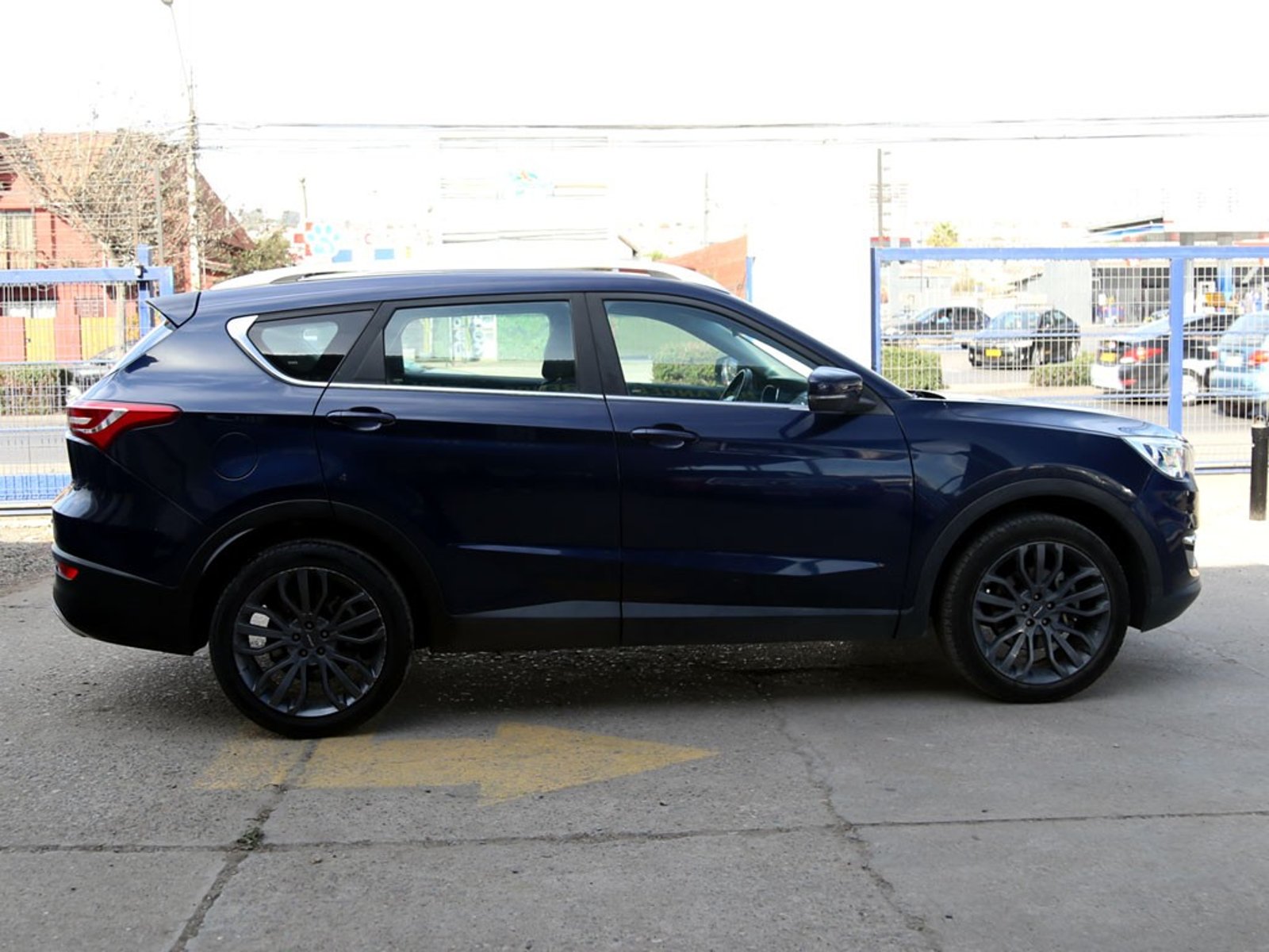 Jetour X70 1.5T GL 4X2 MT 5P 2024 - Foto 4 de 20