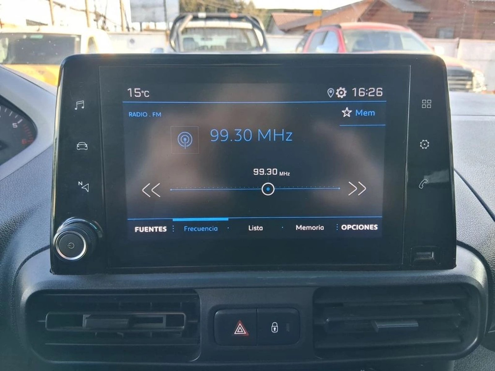 PEUGEOT PARTNER 1.5 L1 HDI DIESEL 100HP 4X2 MT 5P 2024 - Imagen 13 de 16