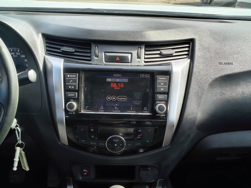 Nissan NAVARA 2.3 Diesel 4x2 T/M 2024 - Imagen 17 de 20