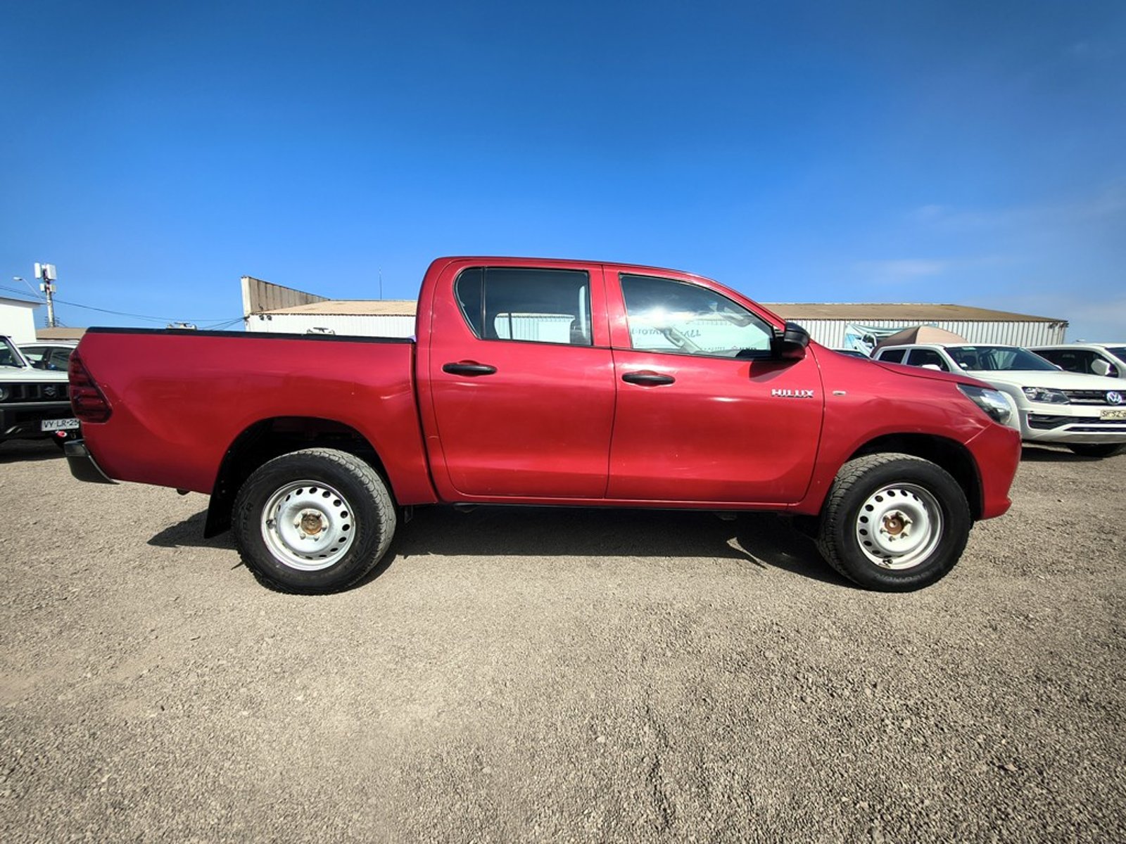 Toyota HILUX DX TSS 2.4 Diesel 4X2 T/M 2023 - Foto 4 de 20