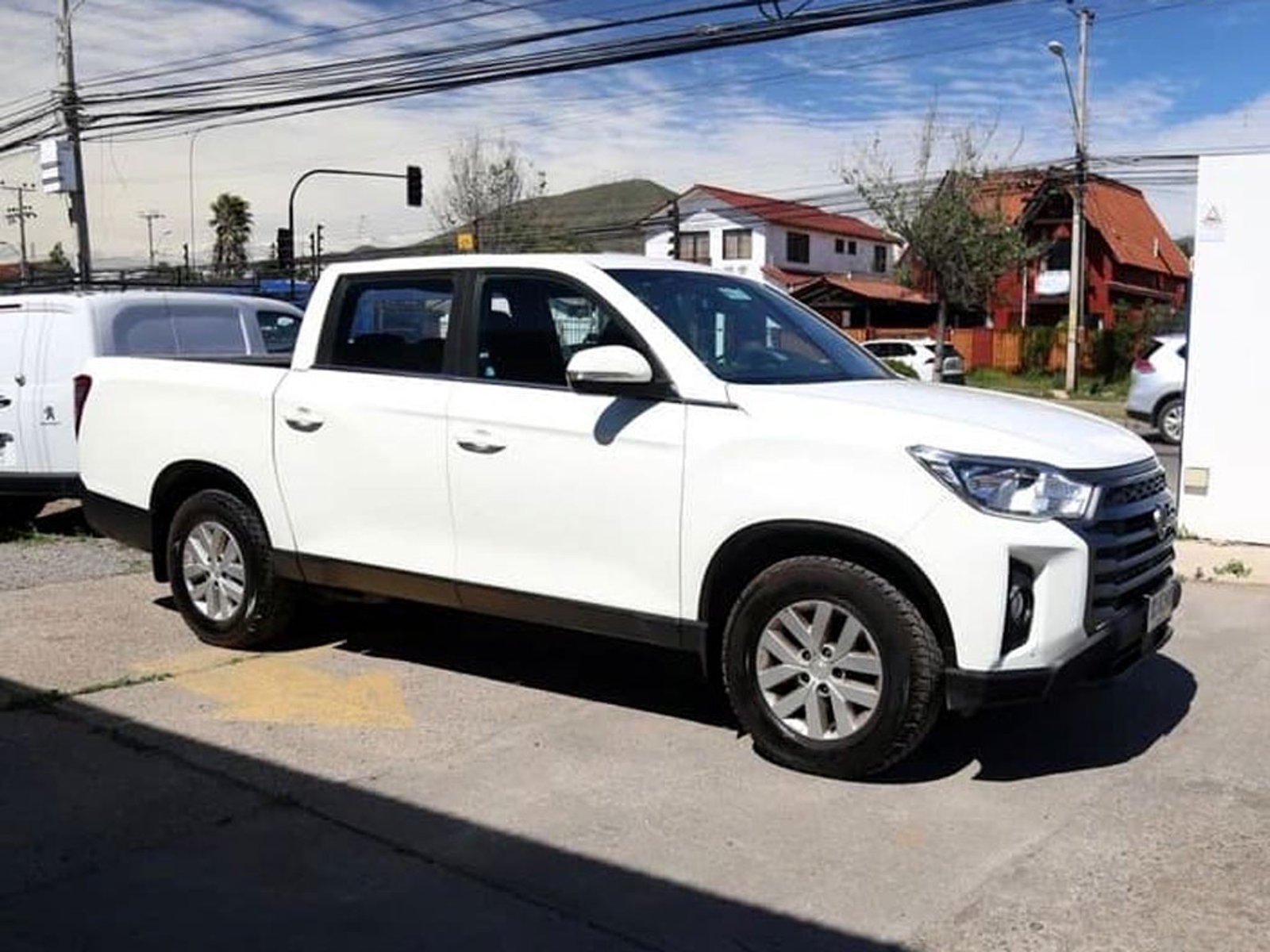 SsangYong GRAND MUSSO 2.2 4X2 MT 2022 - Foto 3 de 20