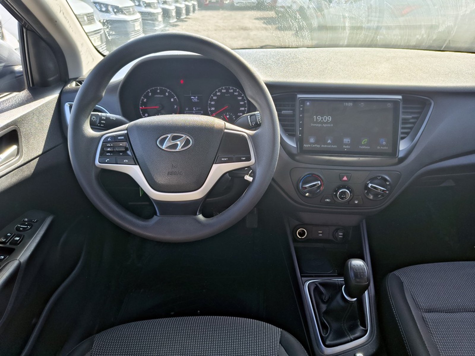 HYUNDAI ACCENT 1.4 HCI VALUE 2022 - Imagen 19 de 20
