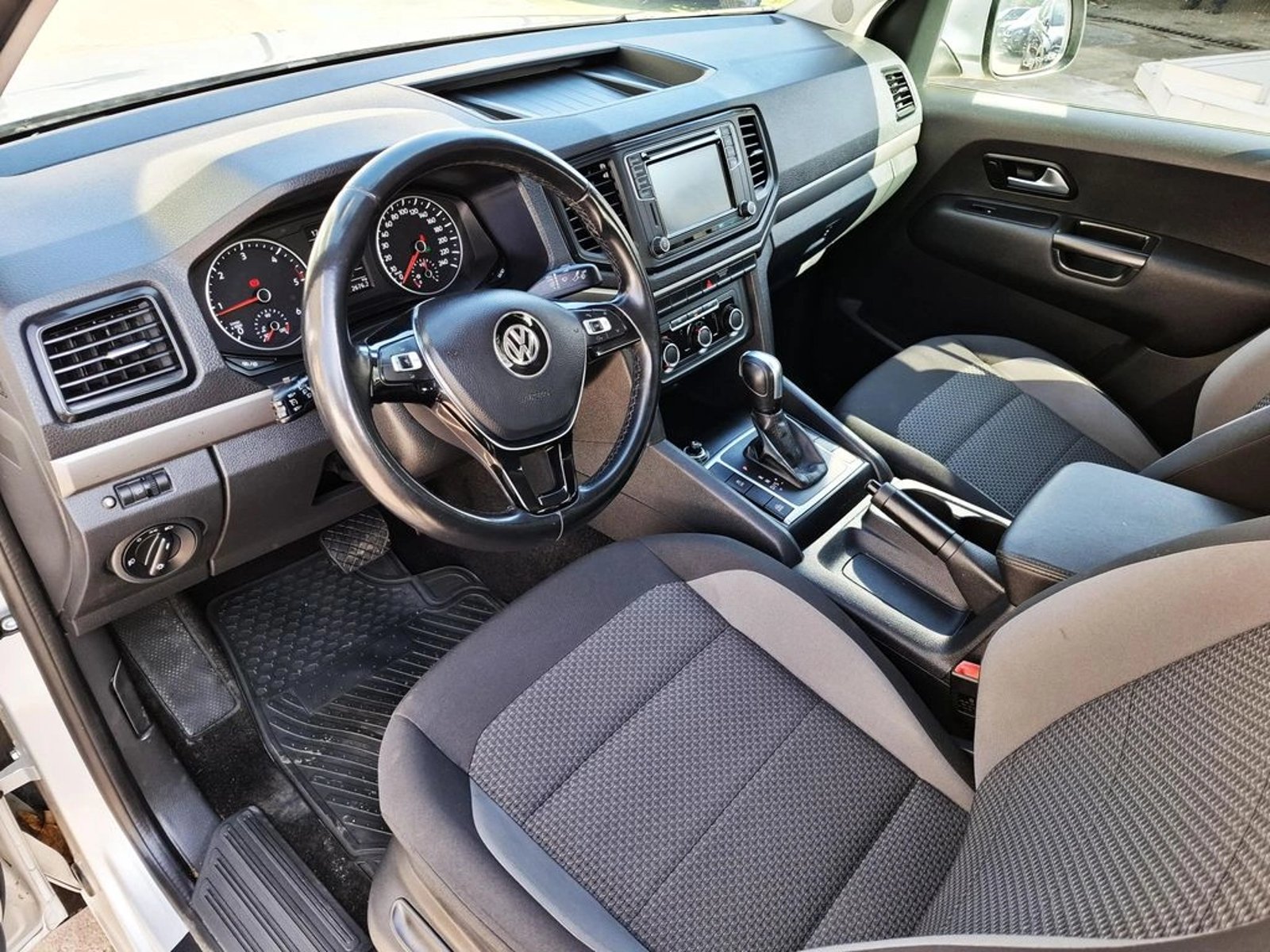 VOLKSWAGEN AMAROK COMFORTLINE 4MOTION AT 2021 - Imagen 15 de 20