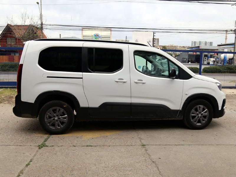 Peugeot RIFTER 1.5 BLUEHDI 130HP 2024 - Imagen 4 de 20