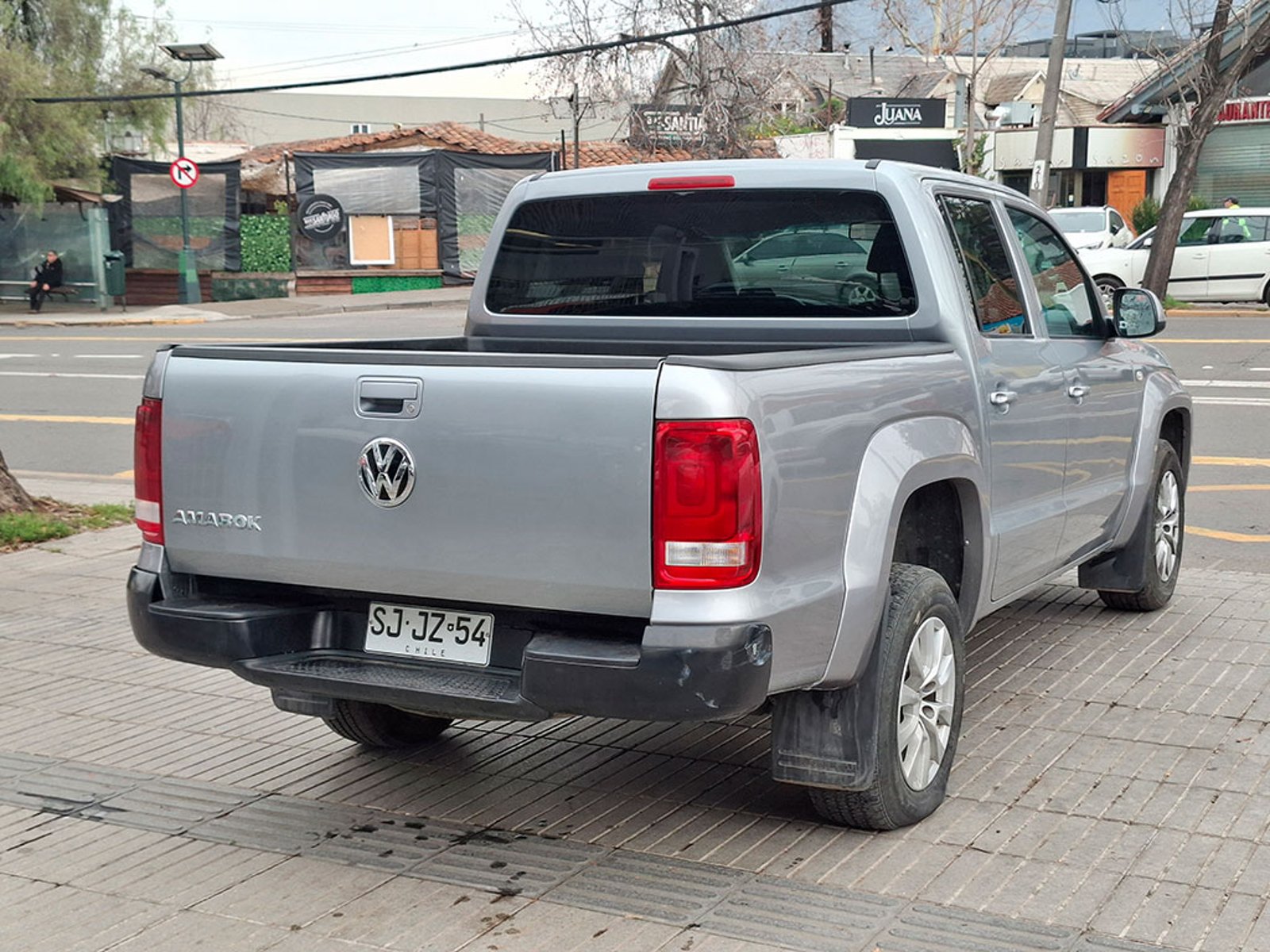 Volkswagen AMAROK 2.0 Confortline 4X4 2023 - Imagen 6 de 20