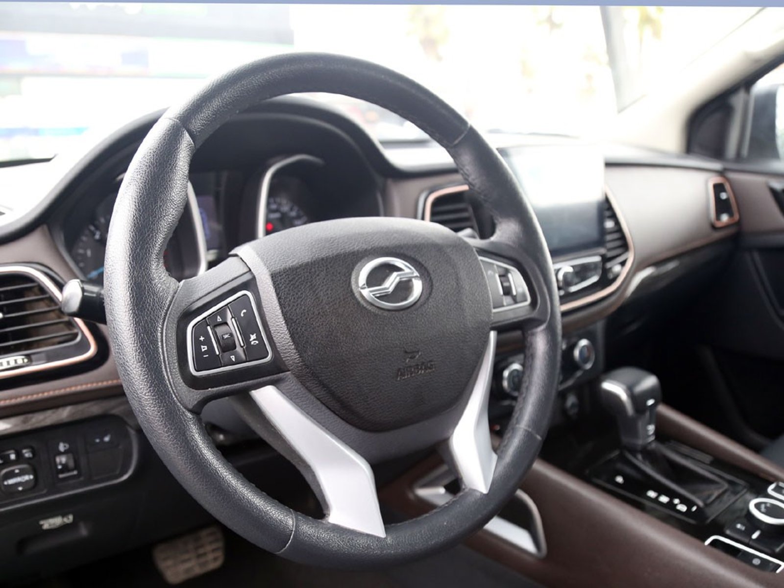 ZX AUTO TERRALORD 2.5 LUX PLUS AT 4X4 DIESEL 2023 - Imagen 12 de 20