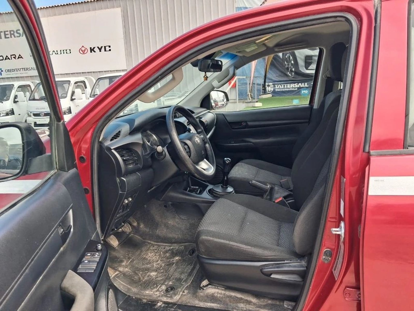 TOYOTA HILUX HILUX TSS 2.4 Diesel 4X2 T/M 2021 - Imagen 9 de 15