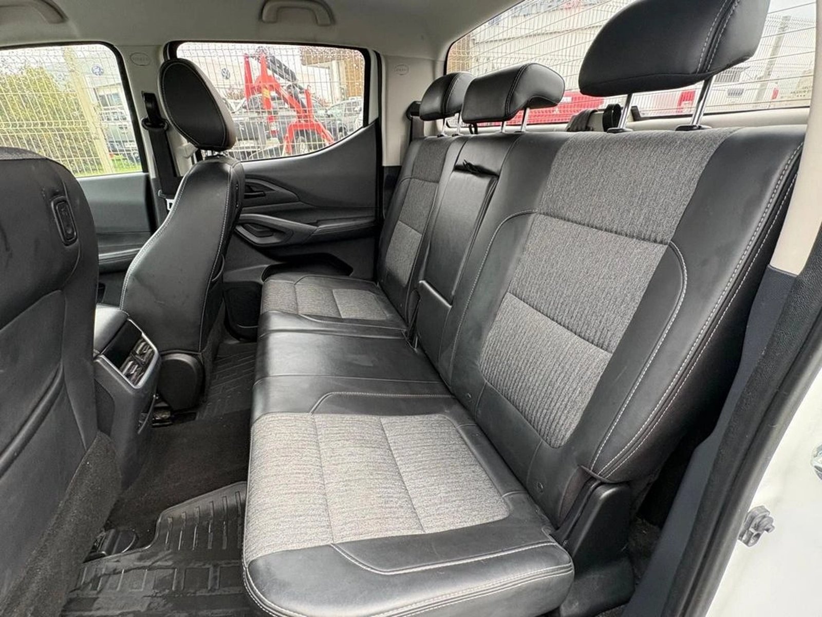 Peugeot LANDTREK 1.9 4X4 MT 2023 - Imagen 10 de 11