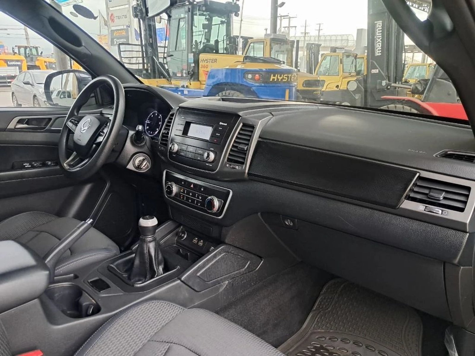 SsangYong GRAND MUSSO 2.2 DSL 4X2 MT 2024 - Imagen 18 de 20
