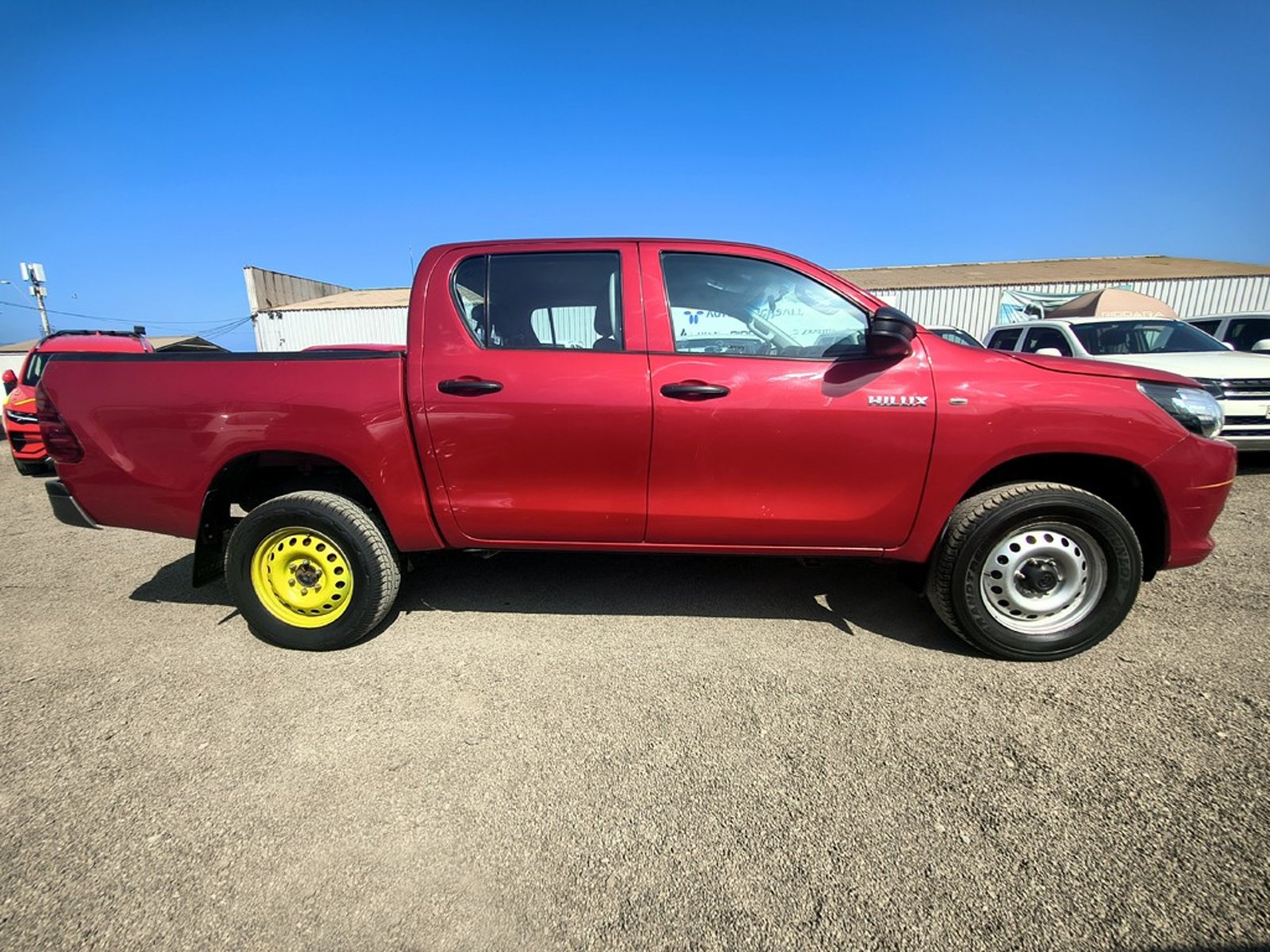Toyota HILUX 2.4 Diesel 4x2 T/M 2023 - Foto 4 de 20