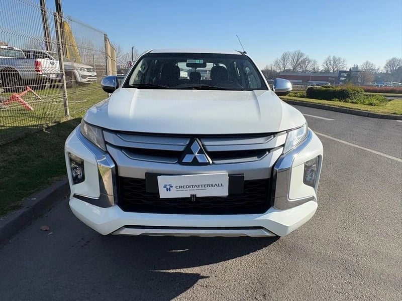 Mitsubishi L200 KATANA CR 4X2 2022 - Imagen 3 de 12