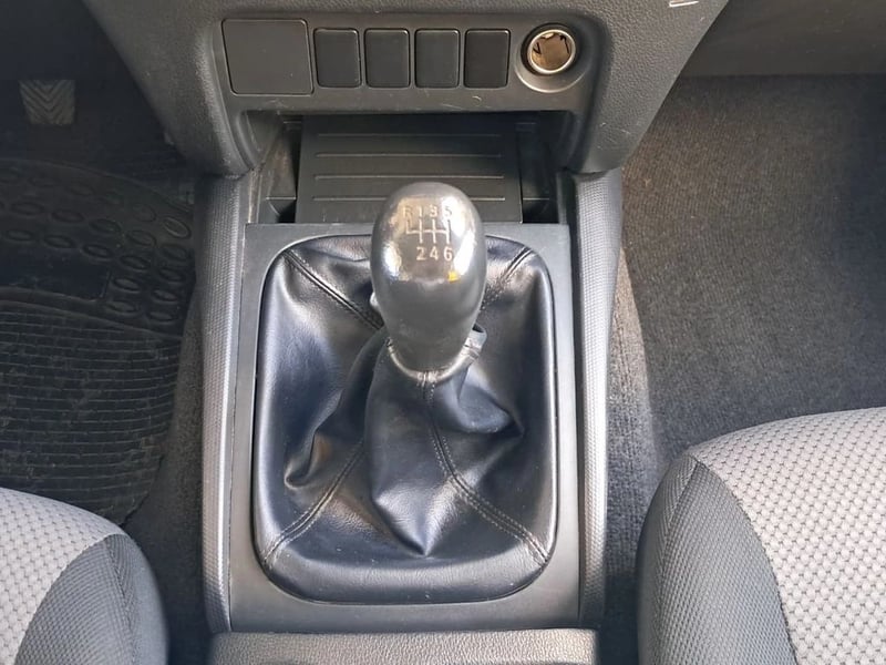Mitsubishi L200 KATANA 2.4 CR MT 4X2 2021 - Imagen 20 de 20
