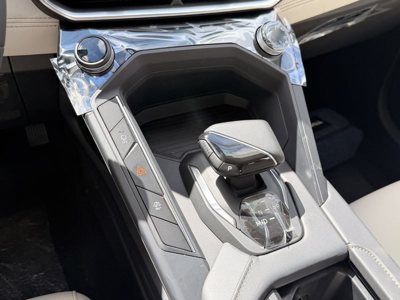 Lynk & Co 06 06 1.5T AT HALO 2027 - Imagen 13 de 20