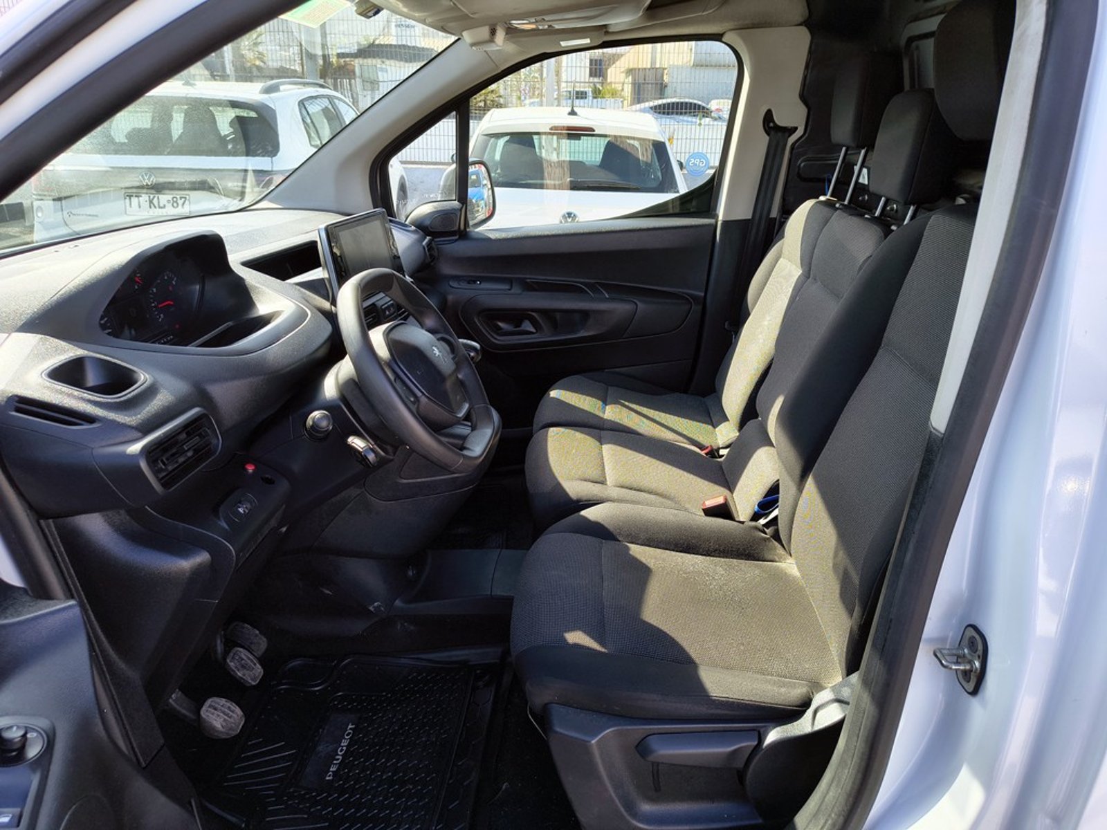 Peugeot PARTNER L1 BLUE HDI 2024 - Imagen 10 de 16