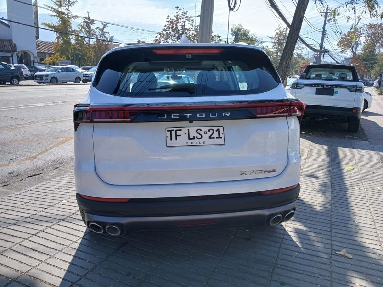 JETOUR X70 PLUS X70 PLUS 1.6 T 2024 - Imagen 8 de 19