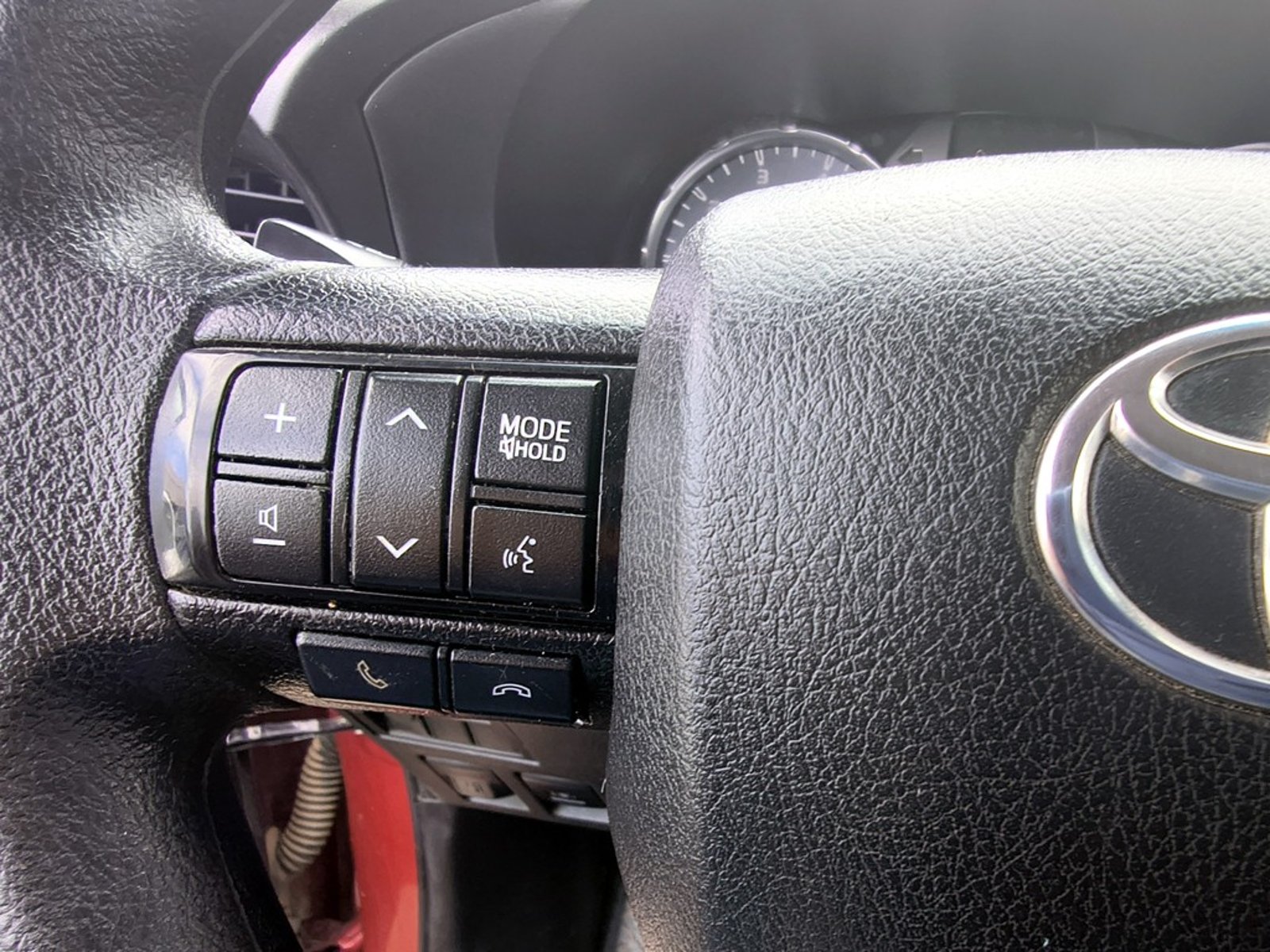 TOYOTA HILUX HILUX TSS 2.4 Diesel 4X2 T/M 2021 - Imagen 14 de 20