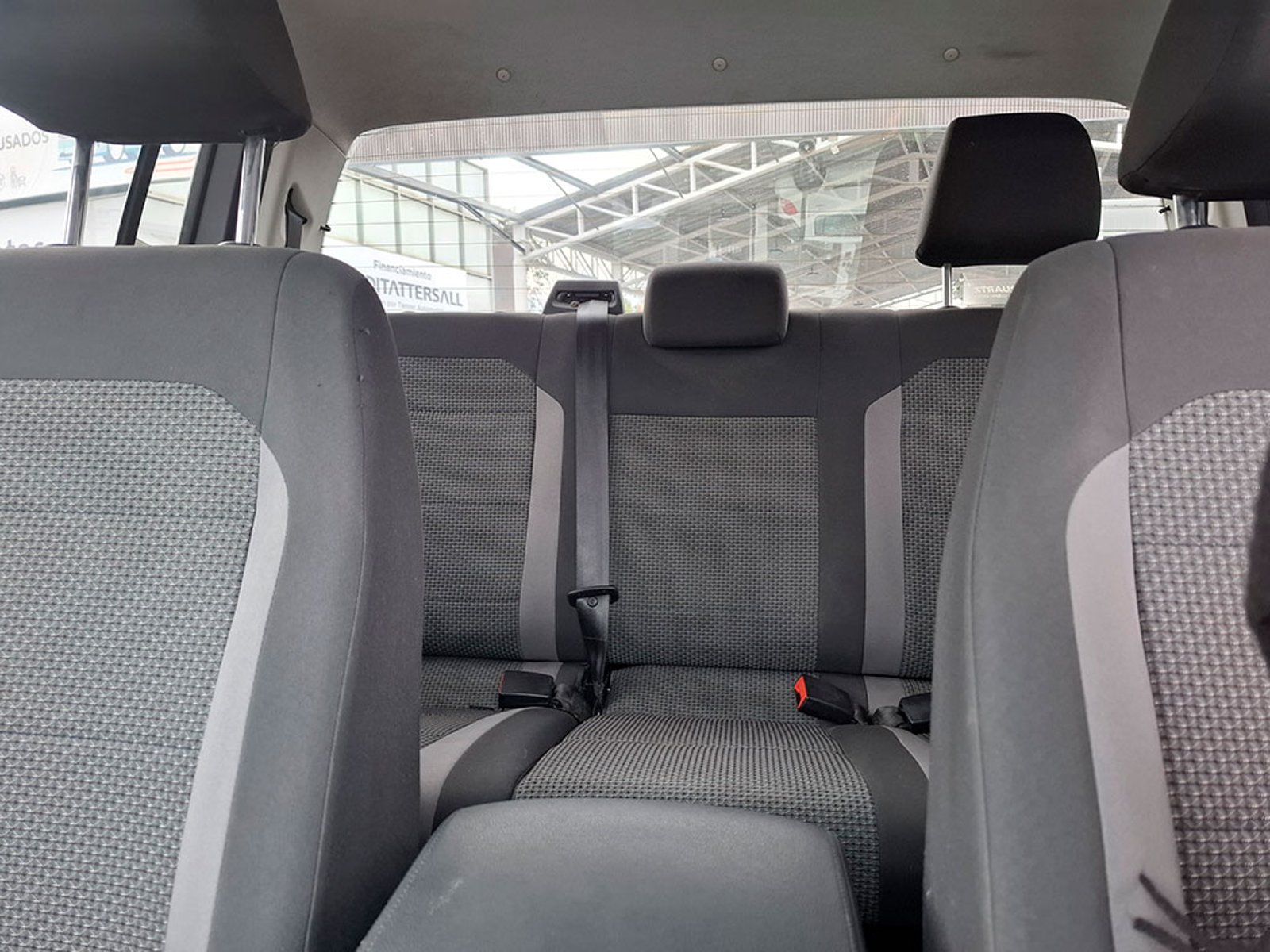 Volkswagen AMAROK 2.0 Confortline 4X4 2023 - Imagen 20 de 20