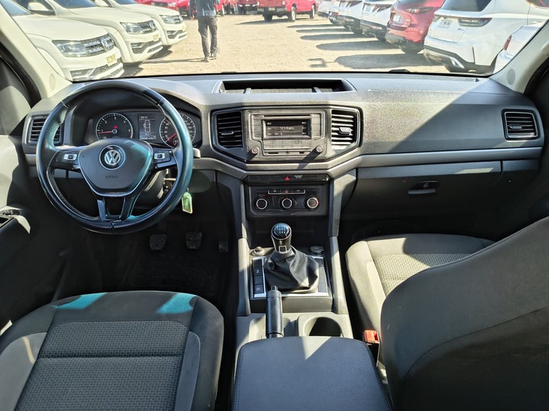 Volkswagen AMAROK 2.0 Diesel 4x2 T/M 2023 - Imagen 18 de 20