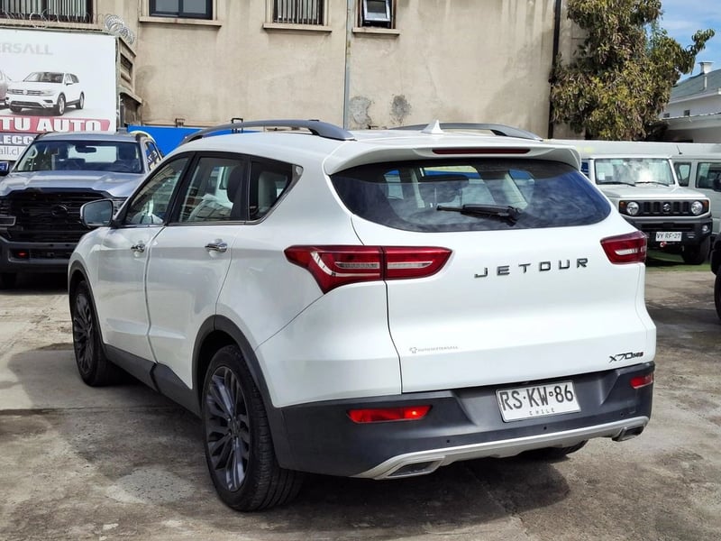 Jetour X70 1.5T GLX  AT 2022 - Imagen 11 de 20
