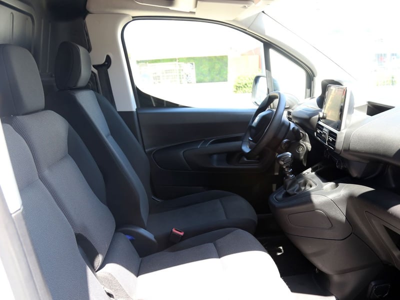 Peugeot PARTNER 1.5 L1 MT DIESEL 2024 - Imagen 15 de 19