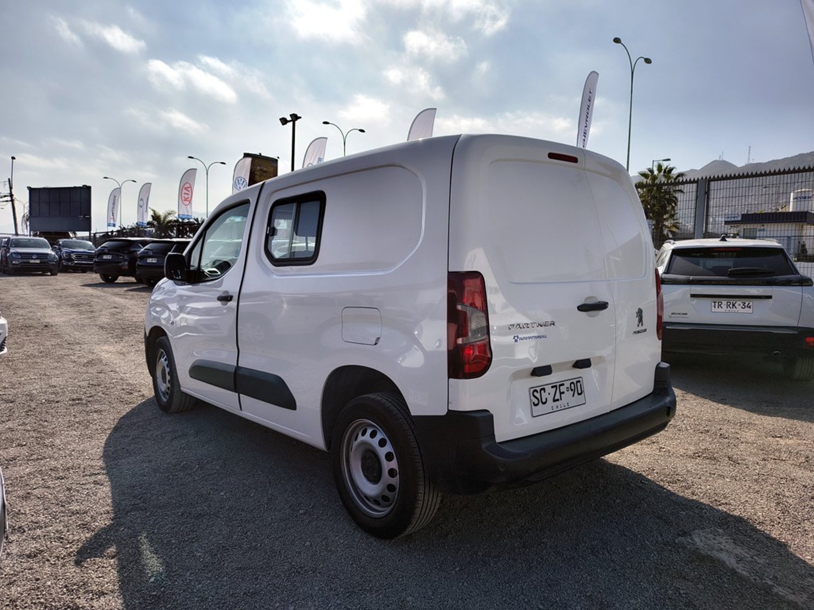 PEUGEOT PARTNER PARTNER L1 1.6 Diesel 4x2 T/M 2022 - Imagen 5 de 15